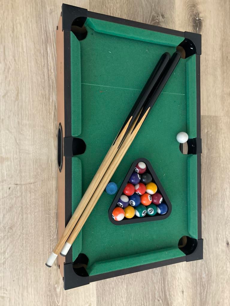 Kleine Pooltafel - Perfect voor Beginners!, Sport en Fitness, Biljarten en Poolen, Ophalen of Verzenden, Gebruikt, Pooltafel