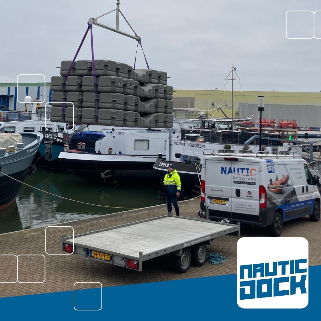 Bootlift 3,0 x 5,5 meter | NauticDock Jetdock Floats Drijver, Watersport en Boten, Accessoires en Onderhoud, Info@nauticnederland.nl