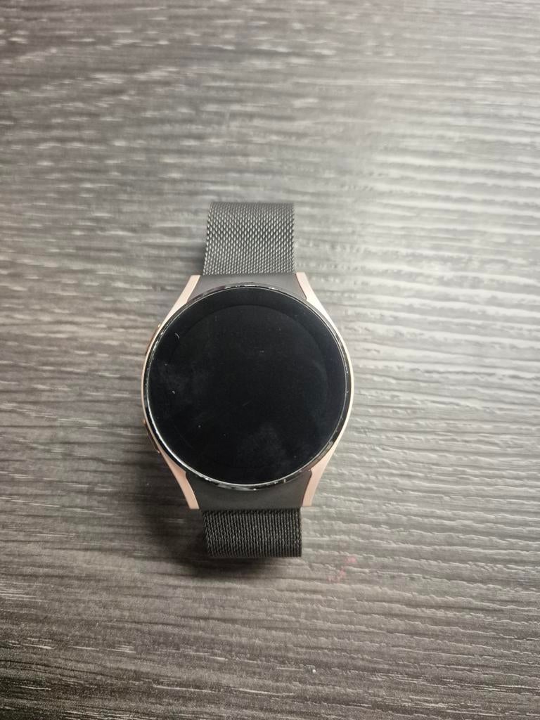 Galaxy Watch4 rose goud, Sieraden, Tassen en Uiterlijk, Smartwatches, Ophalen, Zwart, Zo goed als nieuw, Samsung