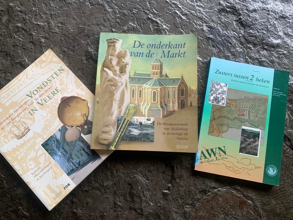 Bodemvondst boeken veere middelburg boek, Boeken, Ophalen of Verzenden, Zo goed als nieuw