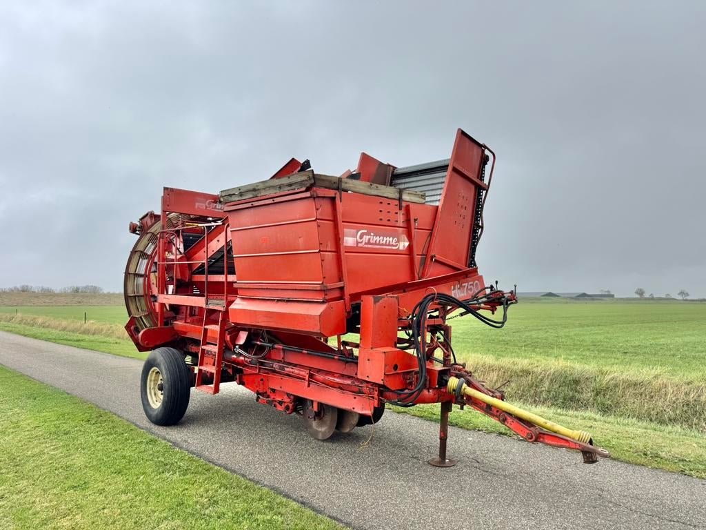 Grimme HL 750 bunkerrooier, Ophalen, Glastuinbouw, Aardappeltechniek