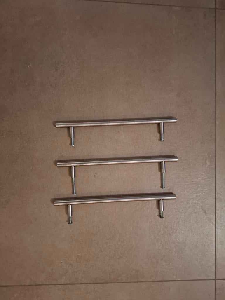 Ikea kast, keuken, meubelgrepen, Ophalen, Minder dan 50 cm, Gebruikt, Minder dan 25 cm