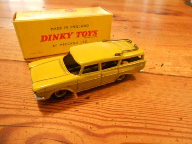 Dinky Toys 193, Hobby en Vrije tijd, Modelauto's | 1:43, Ophalen of Verzenden, Gebruikt, Auto, Dinky Toys