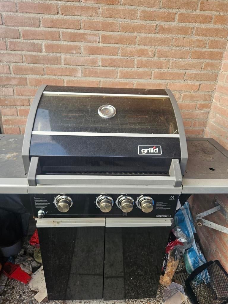 Gas BBQ met afdekhoes, Ophalen, Gebruikt, Grill'd