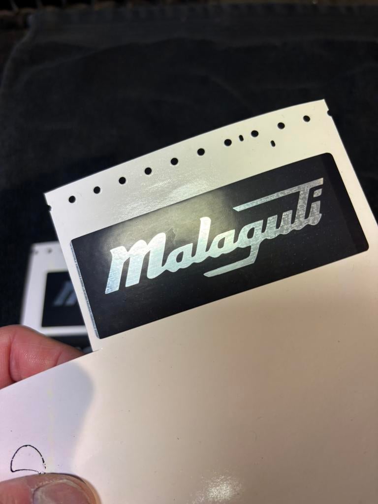 Malaguti f12 en f15 carter sticker nieuw, Fietsen en Brommers, Ophalen of Verzenden, Nieuw, Blok