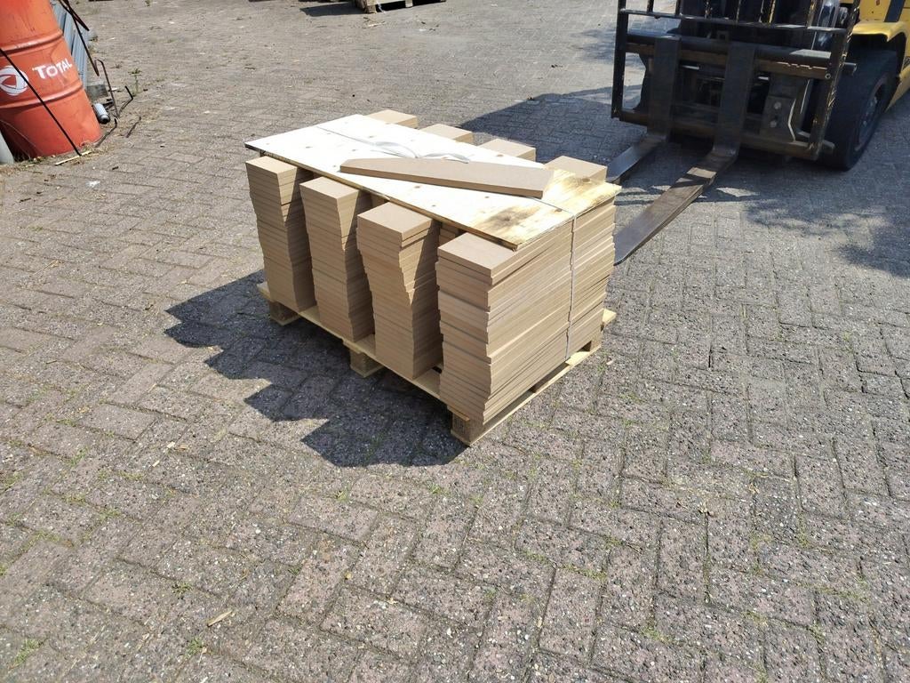 CNC Freeswerk: MDF, Spaanplaat, Multiplex, Timmerwerk of Zaagwerk