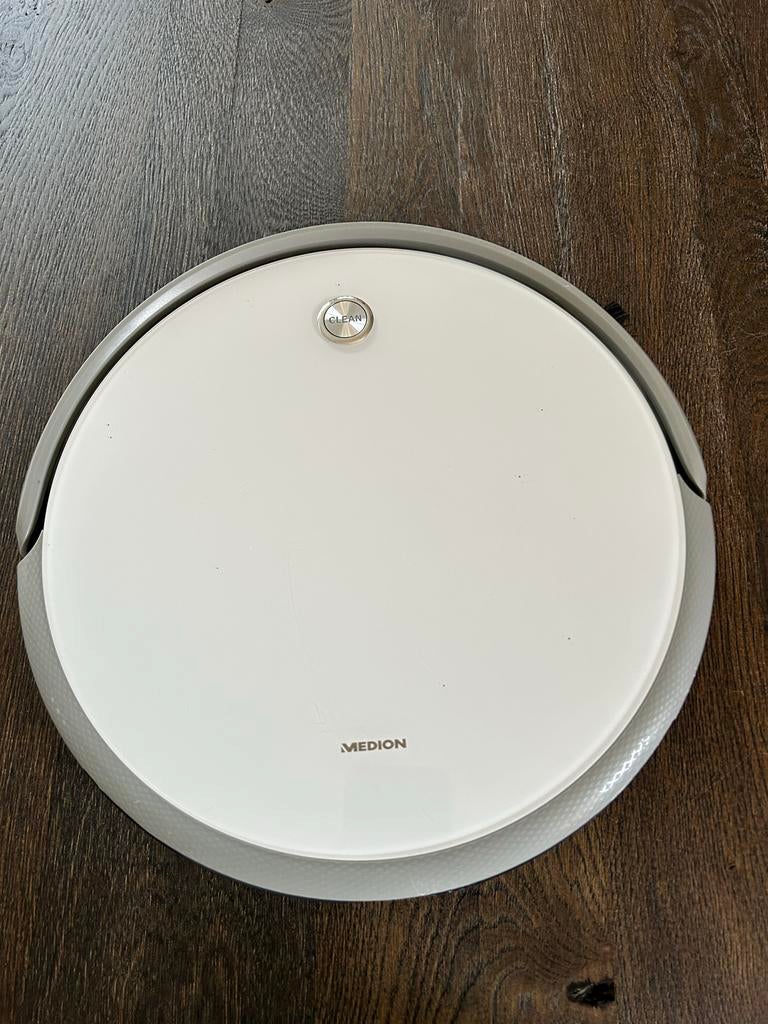 Medion Robotstofzuiger - Goed Onderhouden, Ophalen of Verzenden, Zo goed als nieuw, Robotstofzuiger, Minder dan 1200 watt