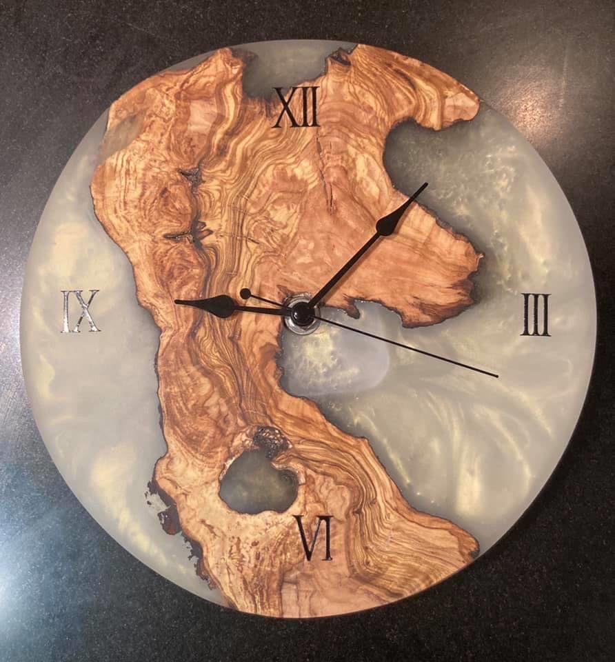 Ook met epoxy en olijfhout mooie werkstukken maken, Ophalen, Nieuw