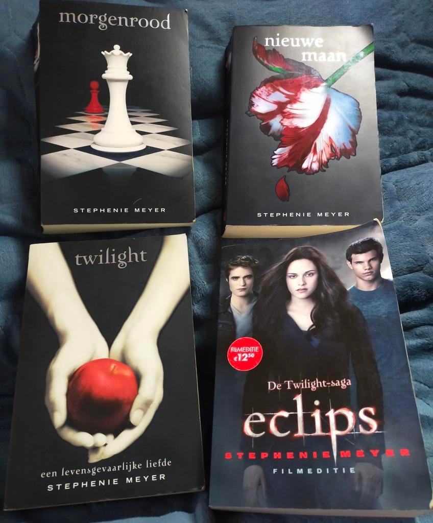 Twilight Saga Boeken Set - Stephenie Meyer, Boeken, Ophalen of Verzenden, Gelezen, Stephenie Meyer