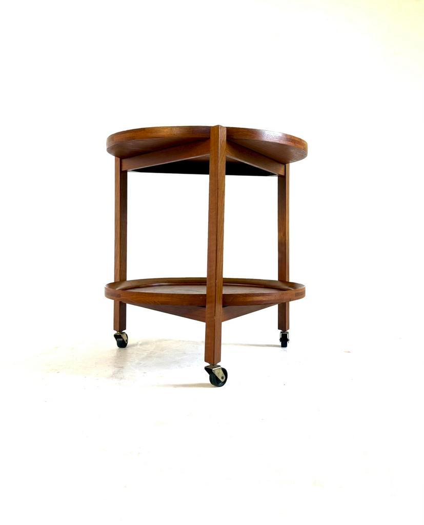 Vintage teakhouten Deense trolley, Sika Møbler ‘60, Huis en Inrichting, Tafels | Sidetables, 50 tot 100 cm, Teakhout, Vintage retro buisframe design rotan webbing papercord deens