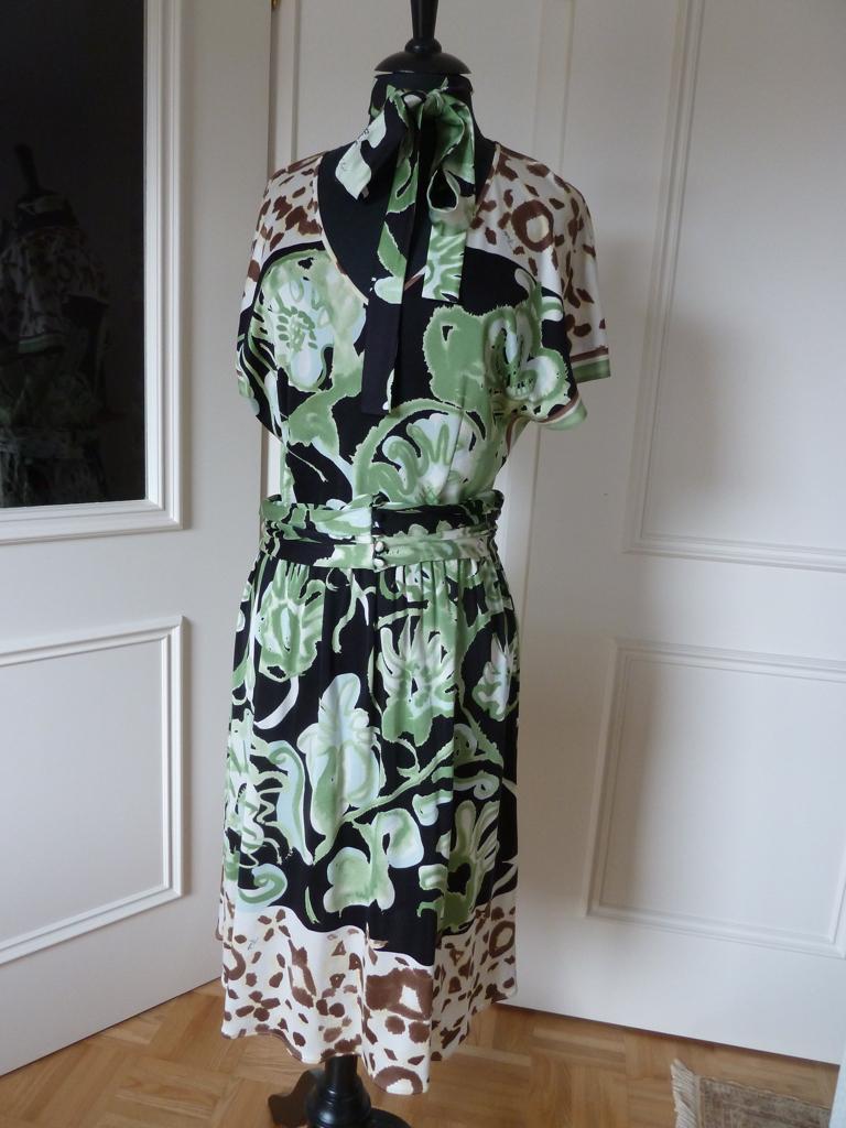 Emilio Pucci Florence jersey zuiver zijden jurk + ceintuur, Kleding | Dames, Maat 38/40 (M), Verzenden, Zo goed als nieuw, Knielengte