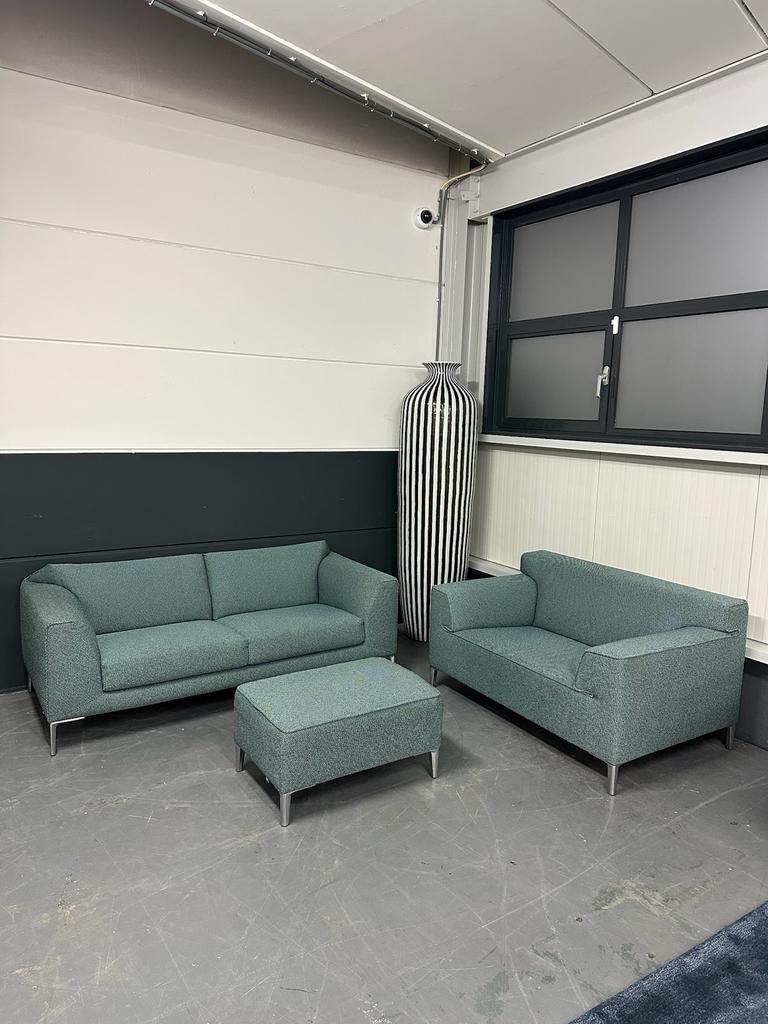 Nieuwstaat Pode Fold & Pode Edit set | 2.5-zits met loveseat, Huis en Inrichting, Ophalen, 150 tot 200 cm, 75 tot 100 cm, Zo goed als nieuw