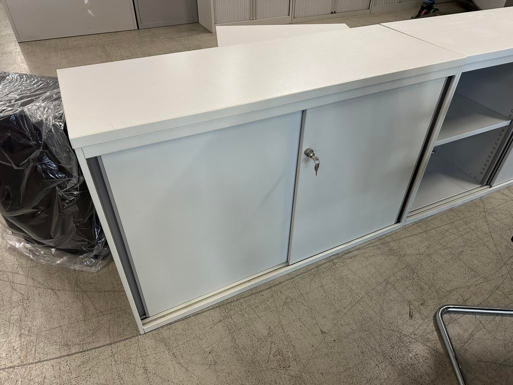 Schuifdeurkast l 78x120x42,5 l 2 stuks l Netjes