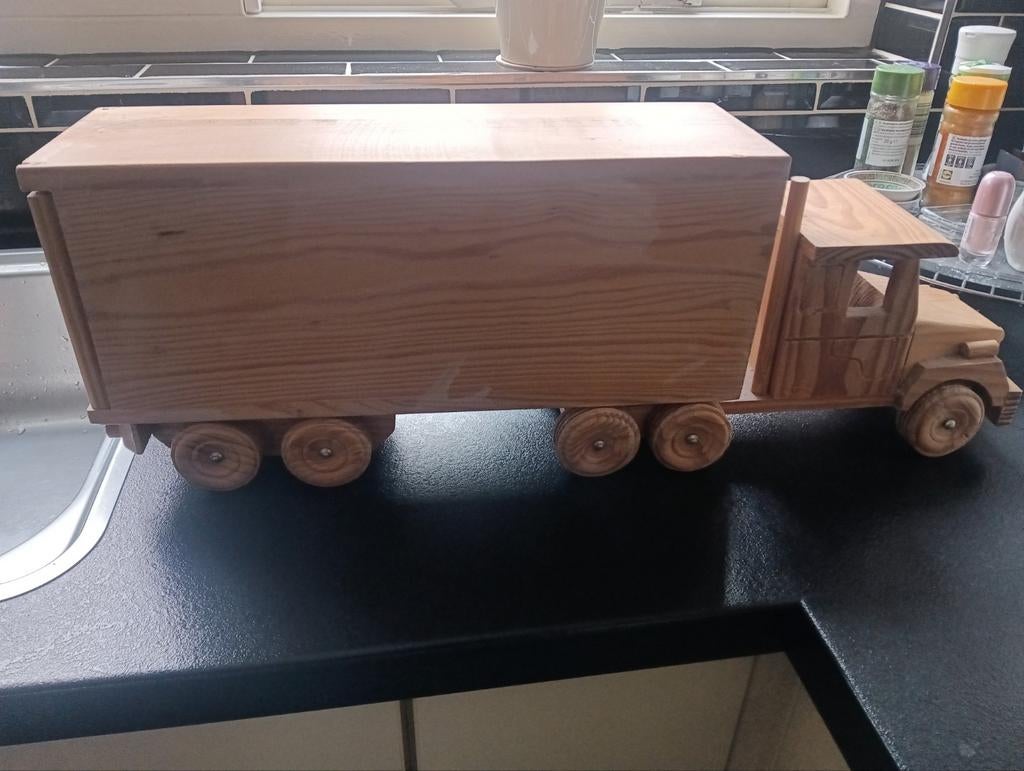 Grote houten speelgoed vrachtwagen - 60 cm, Ophalen, Gebruikt, Duw- of Trekspeelgoed