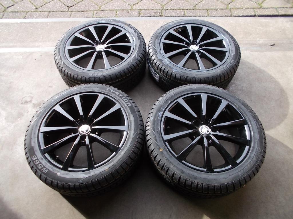 NIEUWE T-CROSS ARONA RAPID KAMIQ VELGEN + BANDEN 215 50 R17, Auto-onderdelen, Banden en Velgen, 215 mm, Banden en Velgen, Nieuw