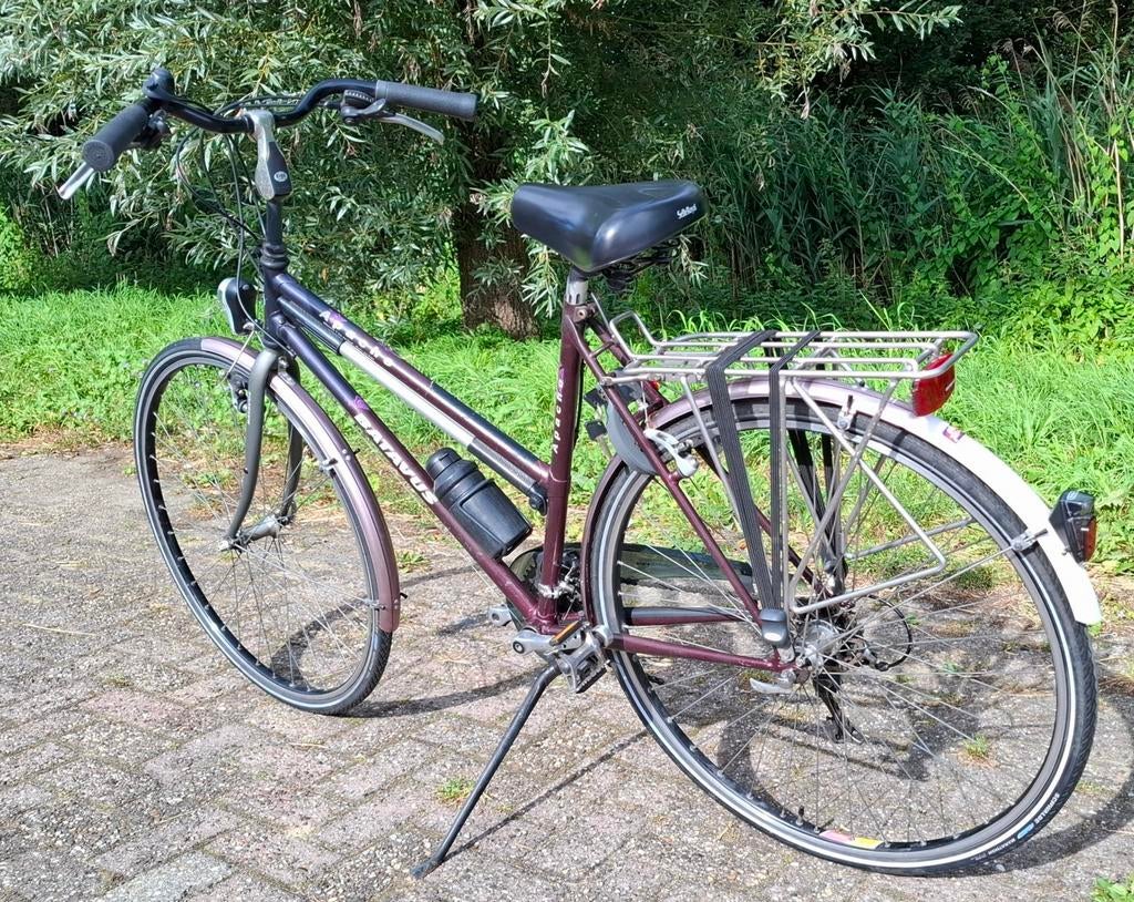 Nette Batavus damesfiets, 54cm hoog, 28inch ✅️, Ophalen, Versnellingen, Batavus, Zo goed als nieuw