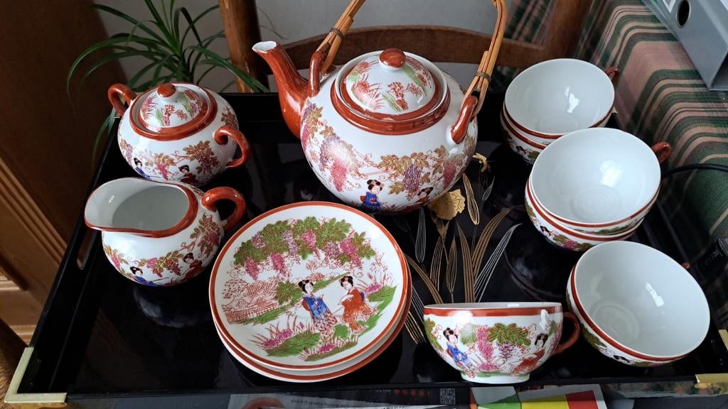 Japanse porseleinen theeset  onbeschadigd  15 delig, Ophalen