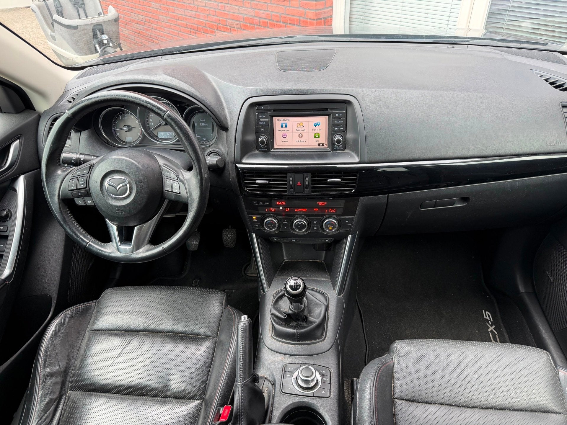 Mazda CX-5 2.0 4WD / Leder / Navi / Camera / Clima / Cruise, 15 km/l, Met garantie (alle), Leder, Bedrijf