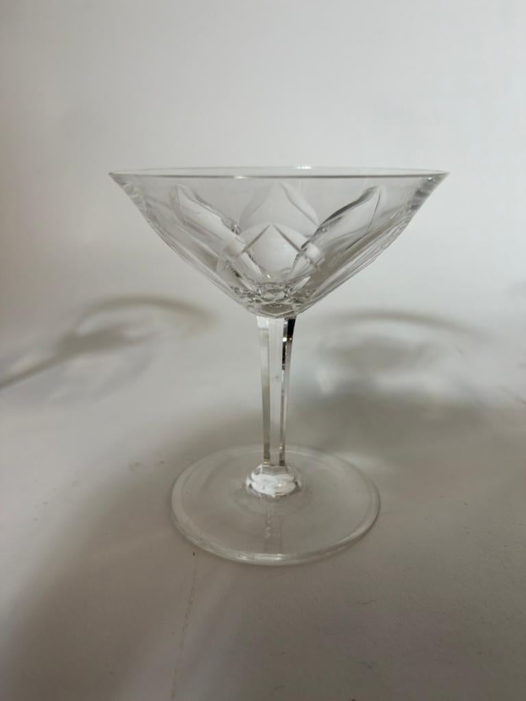 Antiek kristal glaswerk, Ophalen