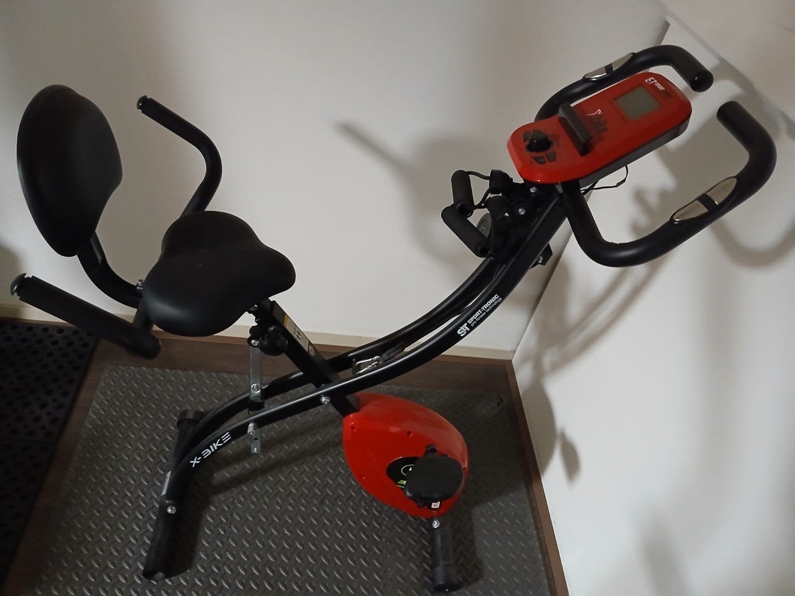 ST Sport X-Bike Hometrainer - Opvouwbaar en Compact, Ophalen, Zo goed als nieuw, Metaal, Benen