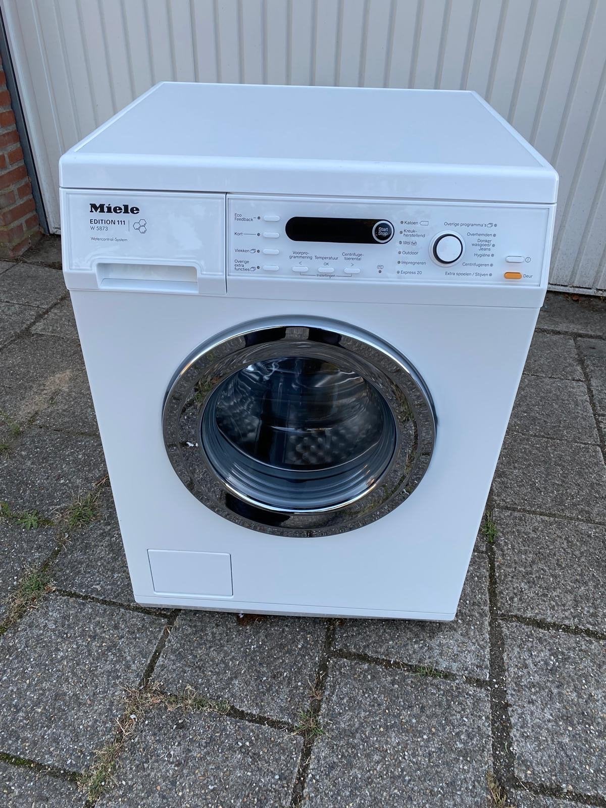 Miele W 5873 Edition 111 wasmachine. Werkt perfect !, Witgoed en Apparatuur, Ophalen, 8 tot 10 kg, 85 tot 90 cm, 1600 toeren of meer