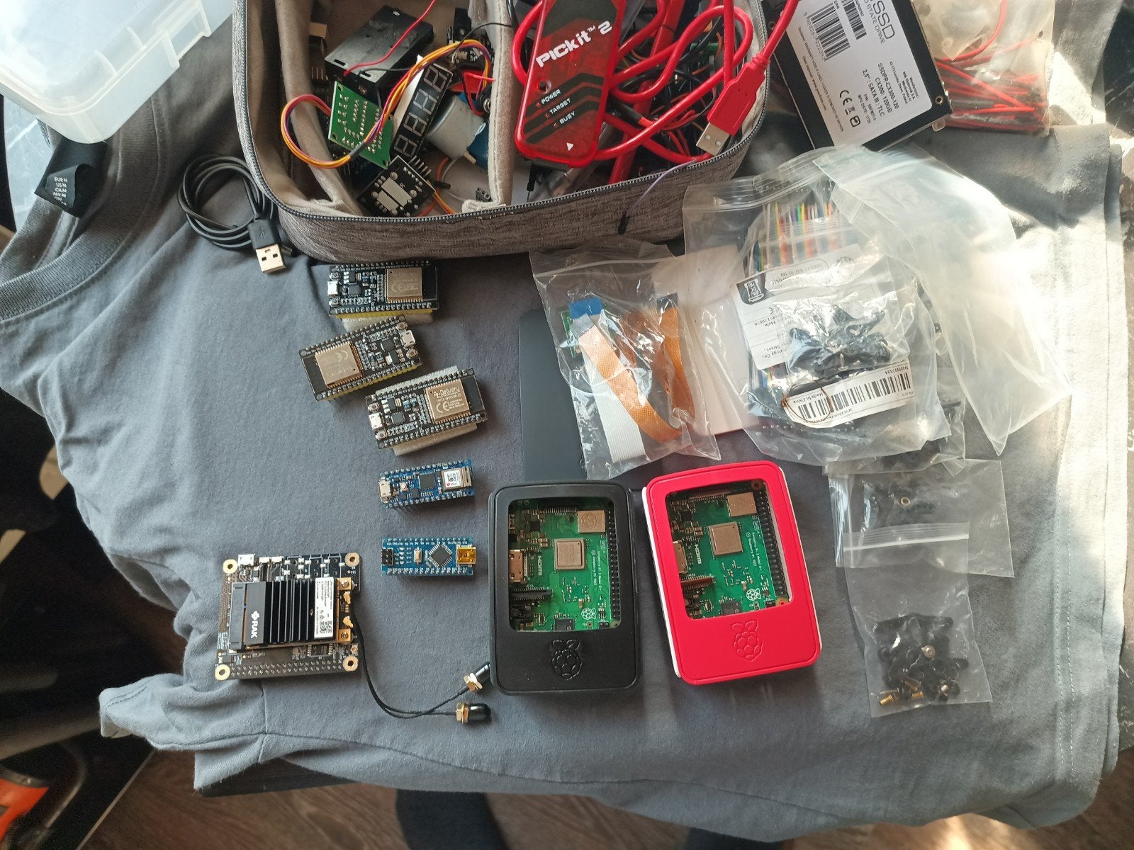 2x Raspberry Pi 3+, Arduino, LoRa, sense n act, PickIT, Ophalen of Verzenden, Gebruikt