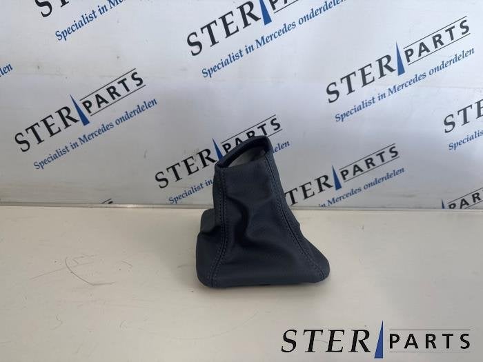 Versnellingspookhoes van een Mercedes Sprinter, 12 maanden garantie, -, Nieuw, Ophalen of Verzenden