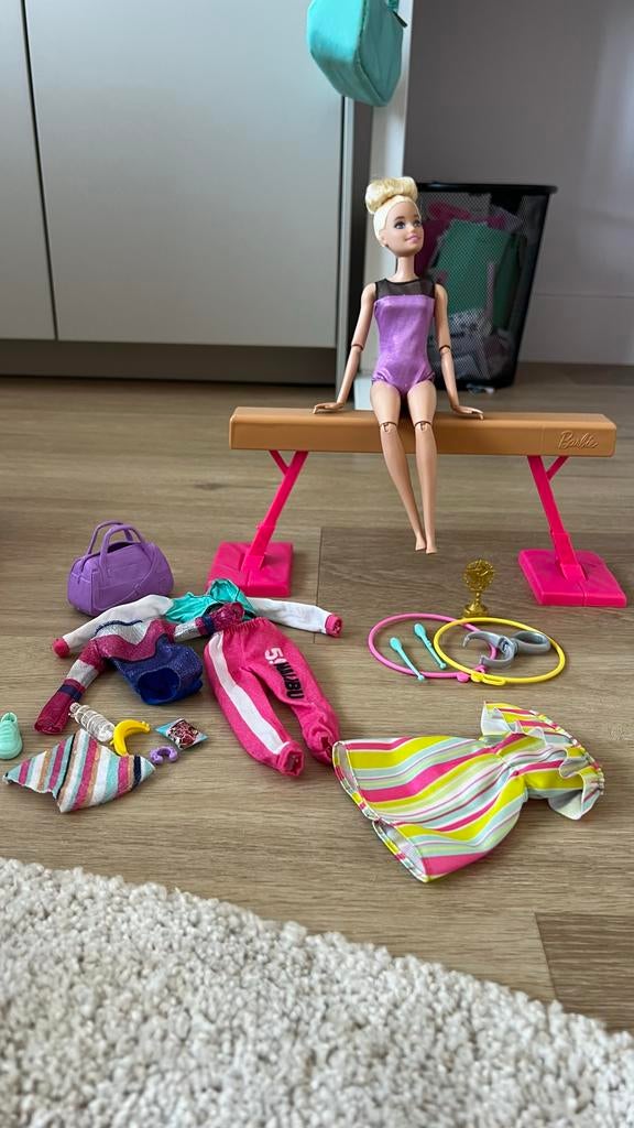Barbie turnset met pop en accessoires, Ophalen of Verzenden, Gebruikt, Barbie