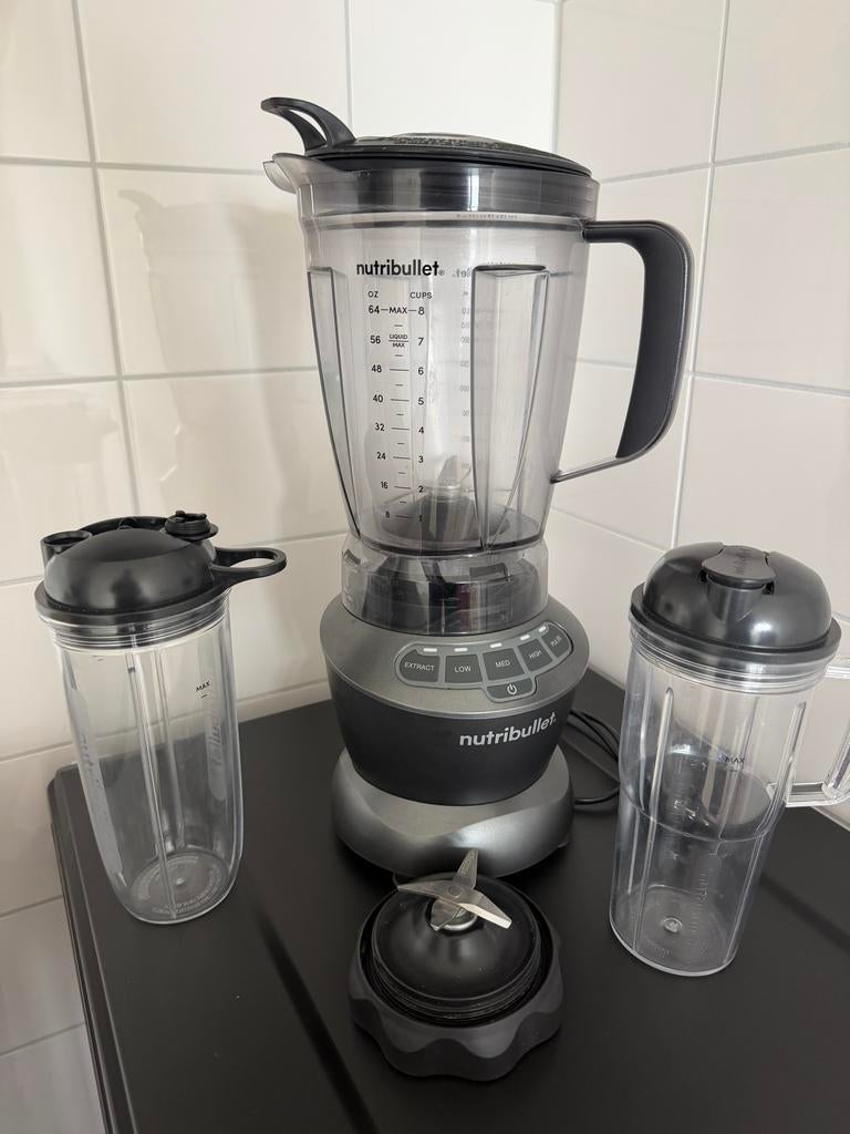 Nutribullet Blender Combo - Krachtig & Veelzijdig, Witgoed en Apparatuur, Blenders, Ophalen of Verzenden, Zo goed als nieuw, Blender