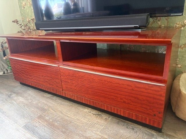Schuitema TV-kast, Huis en Inrichting, Ophalen, Gebruikt, 100 tot 150 cm, Met lade(s)