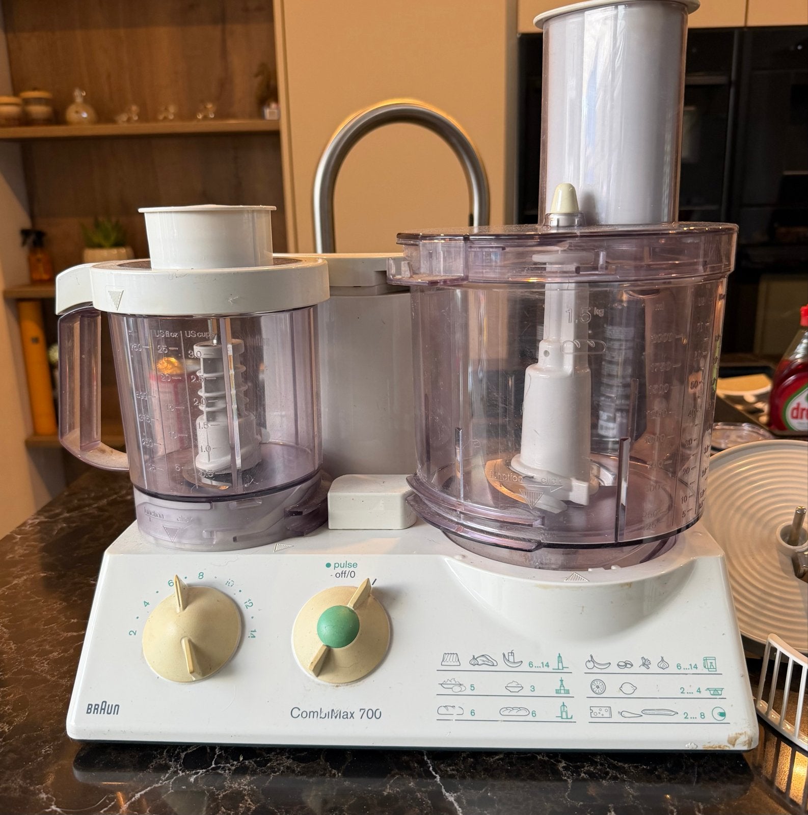Braun CombiMax 700 Keukenmachine - Zo goed als nieuw, 3 snelheden of meer, Ophalen of Verzenden, Zo goed als nieuw, 2 tot 3 liter