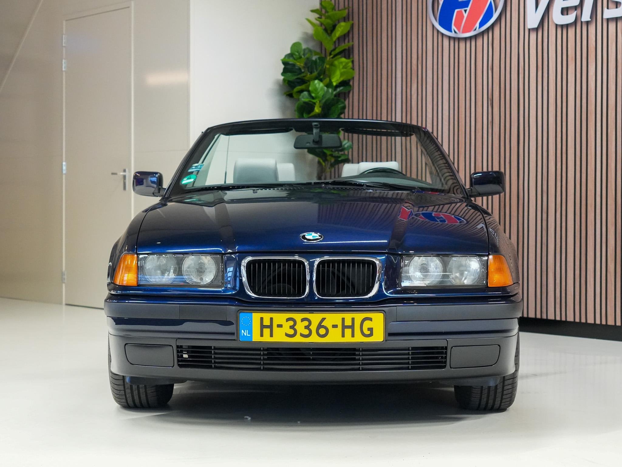 BMW 3-serie Cabrio 320i, 1385 kg, Gebruikt, Huisgarantie, 11 km/l