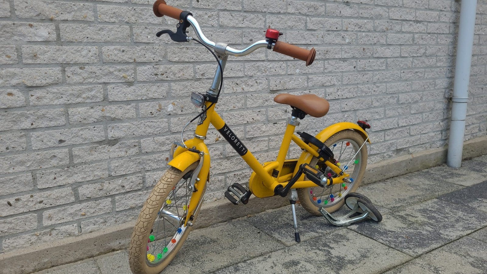 Veloretti Kinderfiets - Geel met Zijwieltjes, Ophalen, Zijwieltjes, 16 tot 20 inch, Velgrem