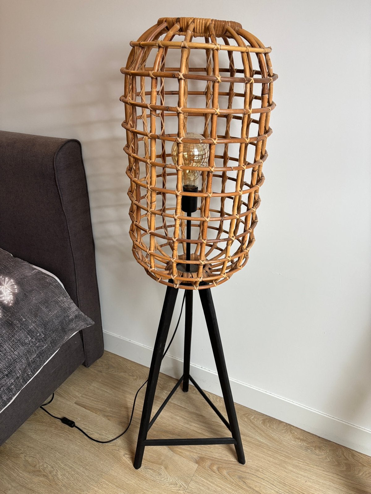 Bamboe lamp, Huis en Inrichting, Lampen | Vloerlampen, Ophalen, Zo goed als nieuw, 150 tot 200 cm