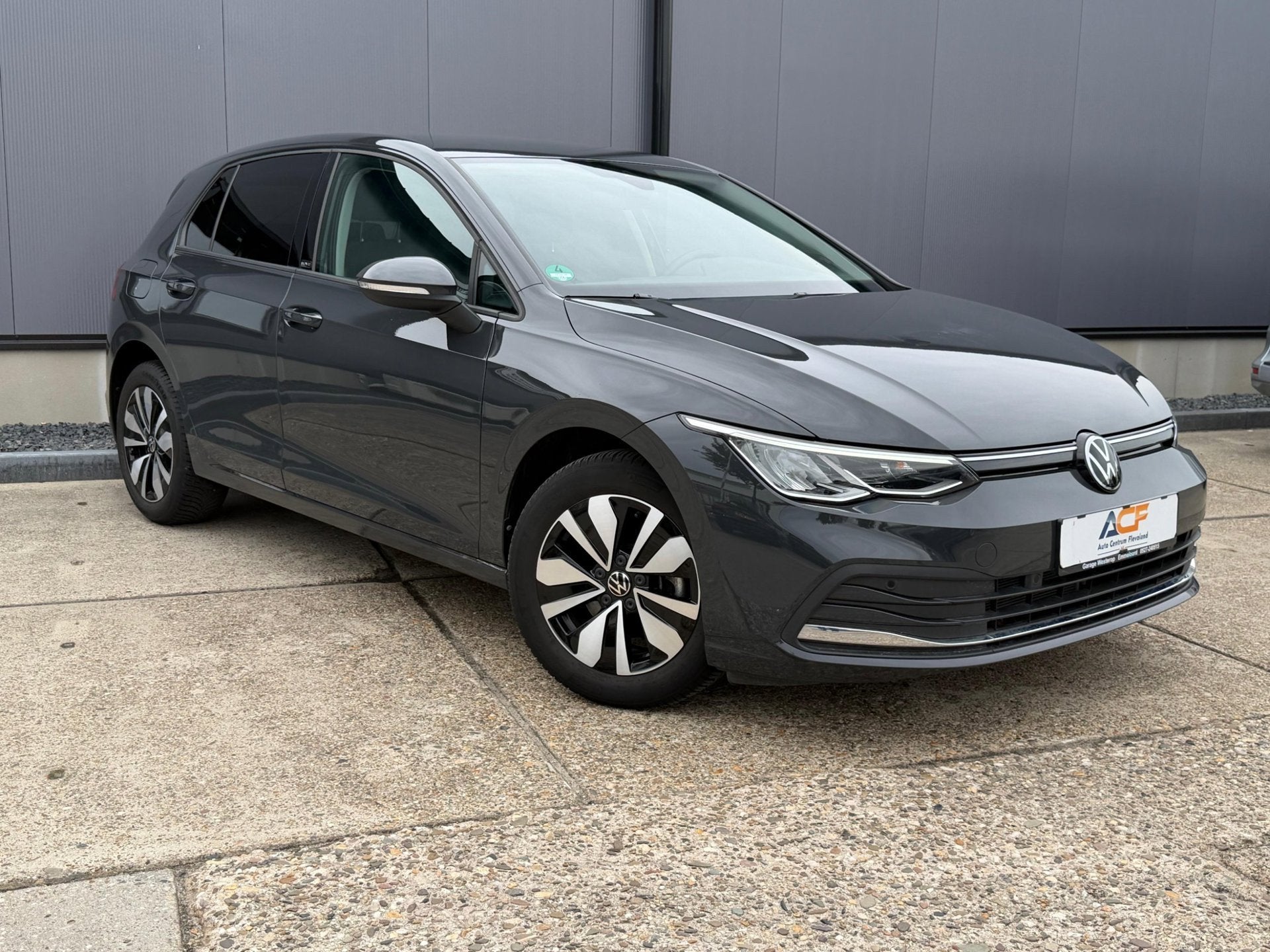 Volkswagen GOLF 1.5 TSI MOVE Business, Voorwielaandrijving, Dealer onderhouden, Stof, 4 cilinders