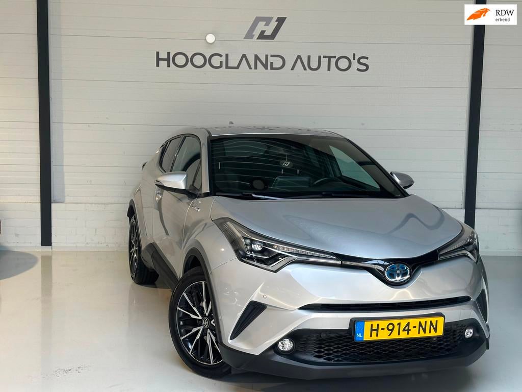 Toyota C-HR 1.8 Hybrid Bi-Tone 2017, Euro 6, 4 cilinders, Leder en Stof, 98 pk