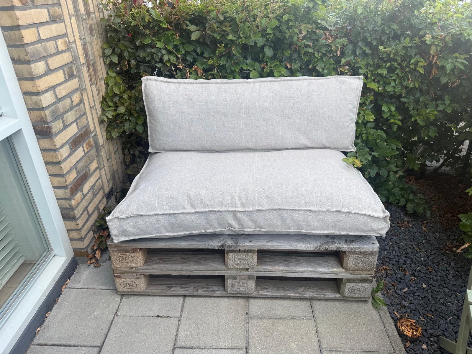 Palletbank met palletkussens, Ophalen of Verzenden, Zo goed als nieuw, Hout
