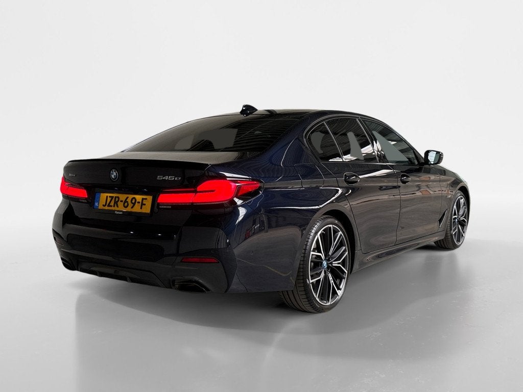BMW 5 Serie 545e xDrive Business Edition Plus, Auto's, BMW, Automaat, 12 maanden, Gebruikt, 394 pk