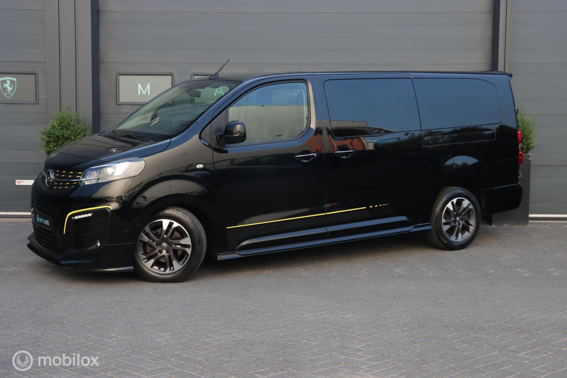 Opel Vivaro 2.0 CDTI L3H1 DC Innovation|HUD|ACC|Carplay|Irms, Auto's, Automaat, Gebruikt, 4 cilinders, 2000 kg