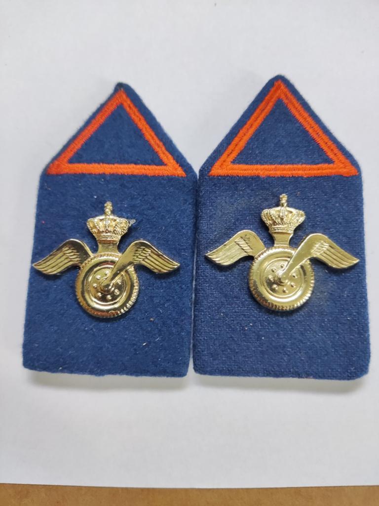 Kraagspiegels opleiding Reserve Officier AAT, Verzamelen, Militaria | Algemeen, Ophalen of Verzenden, Landmacht, Nederland, Embleem of Badge