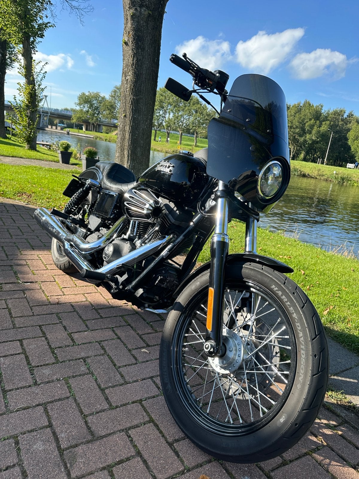 Harley-Davidson Dyna Street Bob (2015) Stage 2, Motoren, 2 cilinders, Chopper, Gebruikt, Particulier