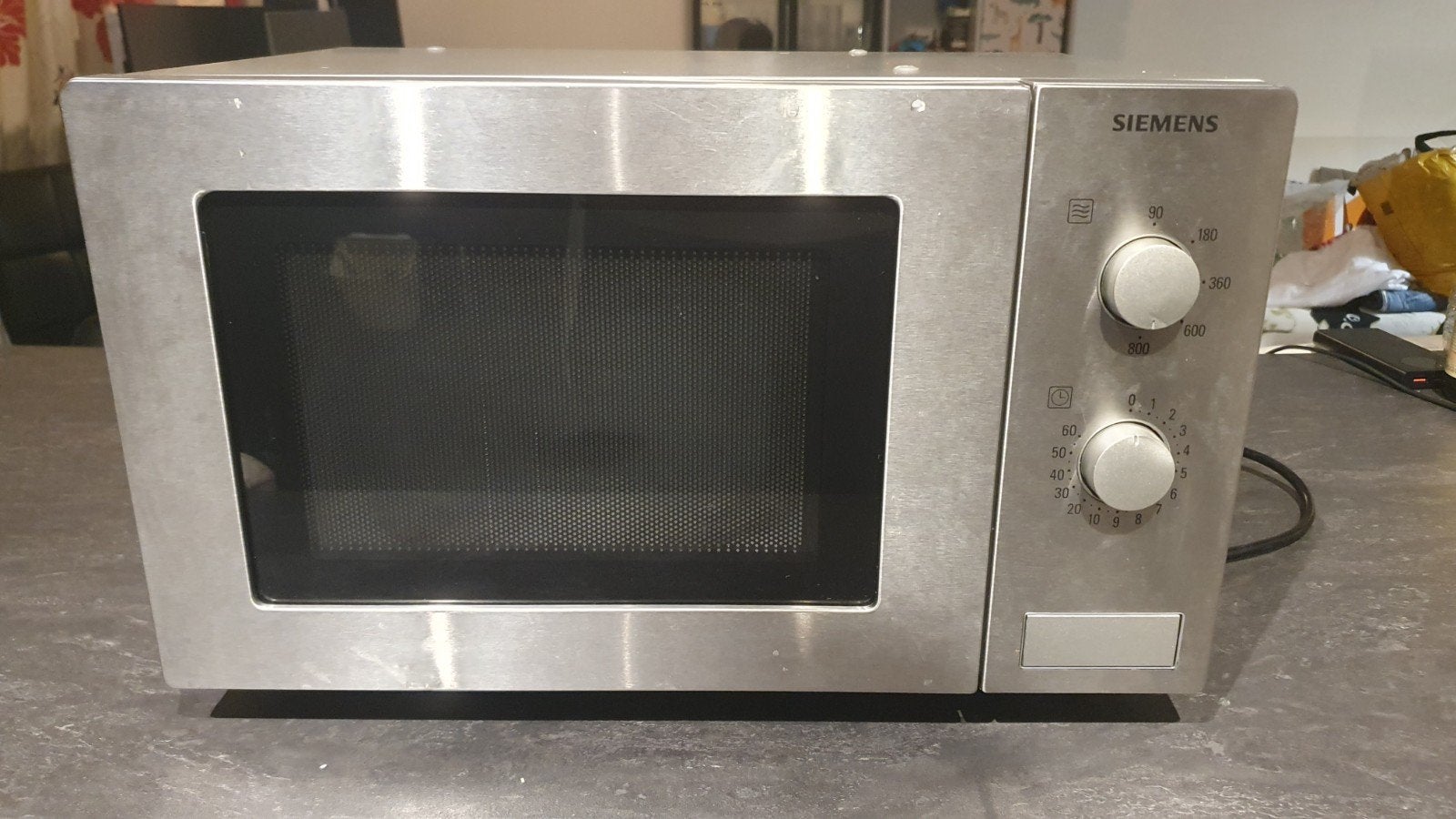 Siemens Magnetron - Schoon en Uitstekend werkend, Gebruikt, Ophalen of Verzenden, Magnetron, Draaiplateau