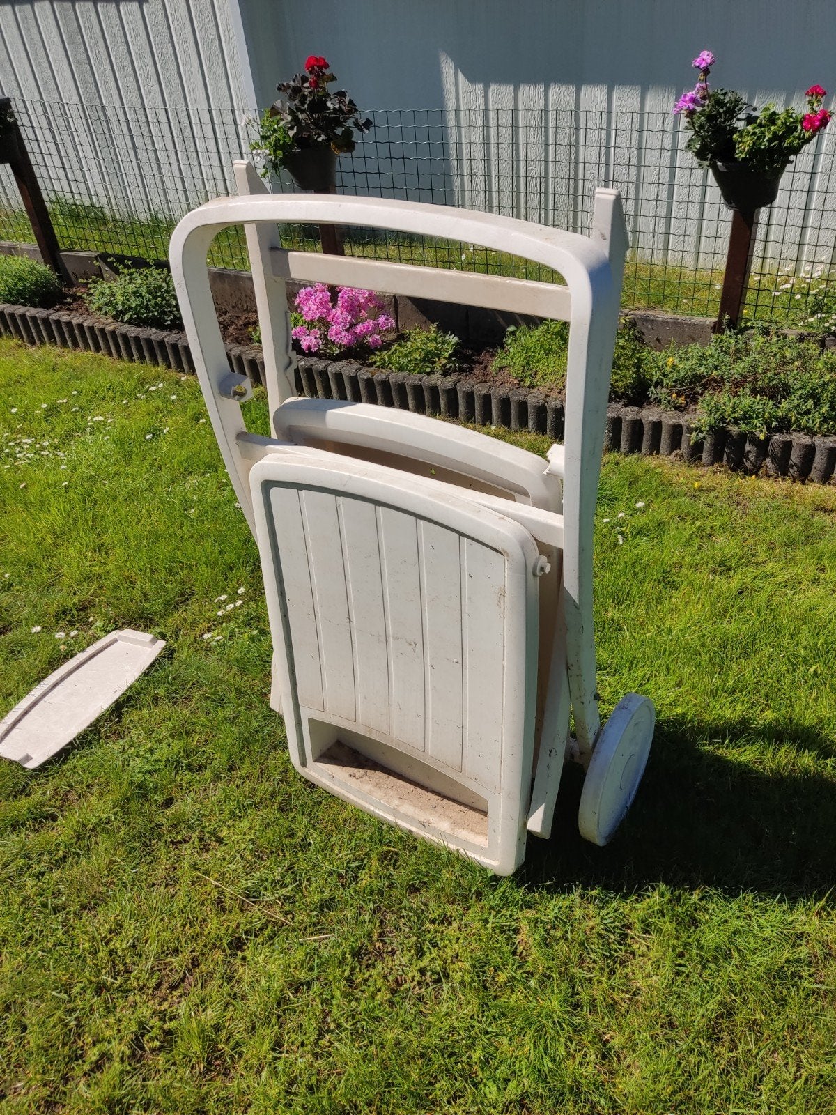 Inklapbare kunststof serveerwagen met wielen, Ophalen, Gebruikt