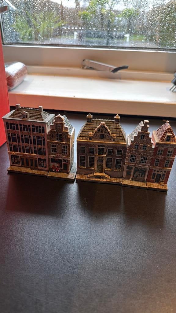 Set van 5 grachtenhuisjes blokker, Verzamelen, Ophalen of Verzenden, Zo goed als nieuw, Poppenhuis