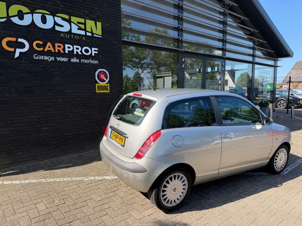 Lancia YPSILON 1.4-16V PLATINO, Auto's, Voorwielaandrijving, 15 km/l, 400 kg, Bedrijf