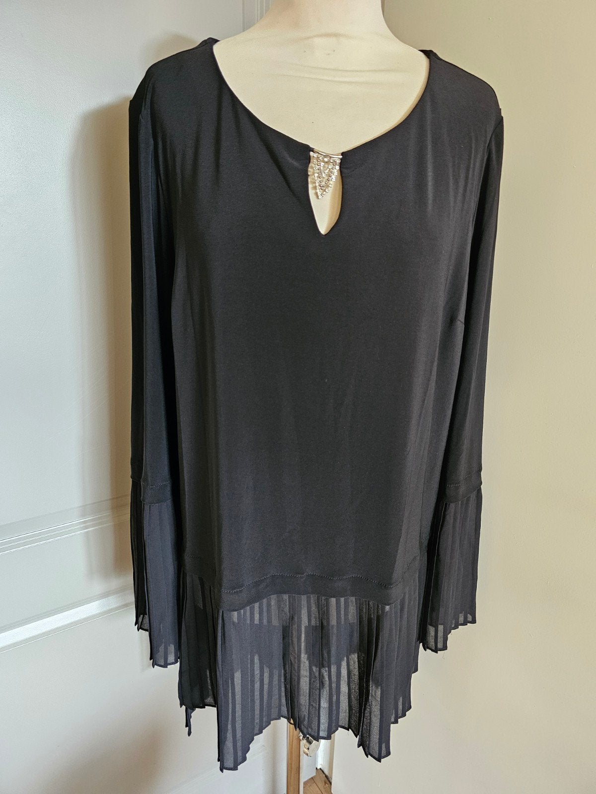 Joseph ribkoff blouses maat 18. 46, Kleding | Dames, Ophalen of Verzenden, Zo goed als nieuw, Maat 46/48 (XL) of groter, Zwart