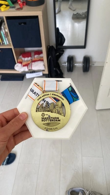 Medaille houder Marathon - Triathlon, Ophalen of Verzenden, Wit, Modern, Nieuw