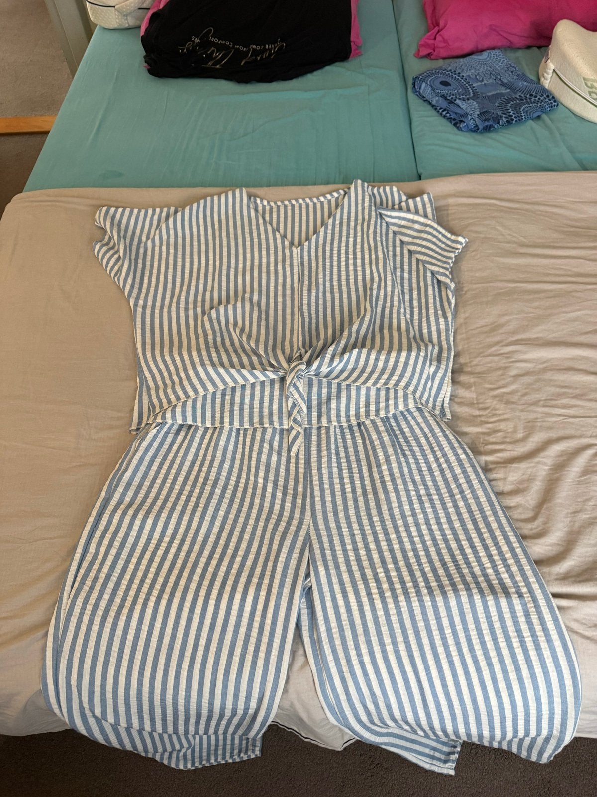 Nieuwe Italiaanse gestreepte broek en blouse set katoen/visc, Kleding | Dames, Broeken en Pantalons, Ophalen of Verzenden, Nieuw