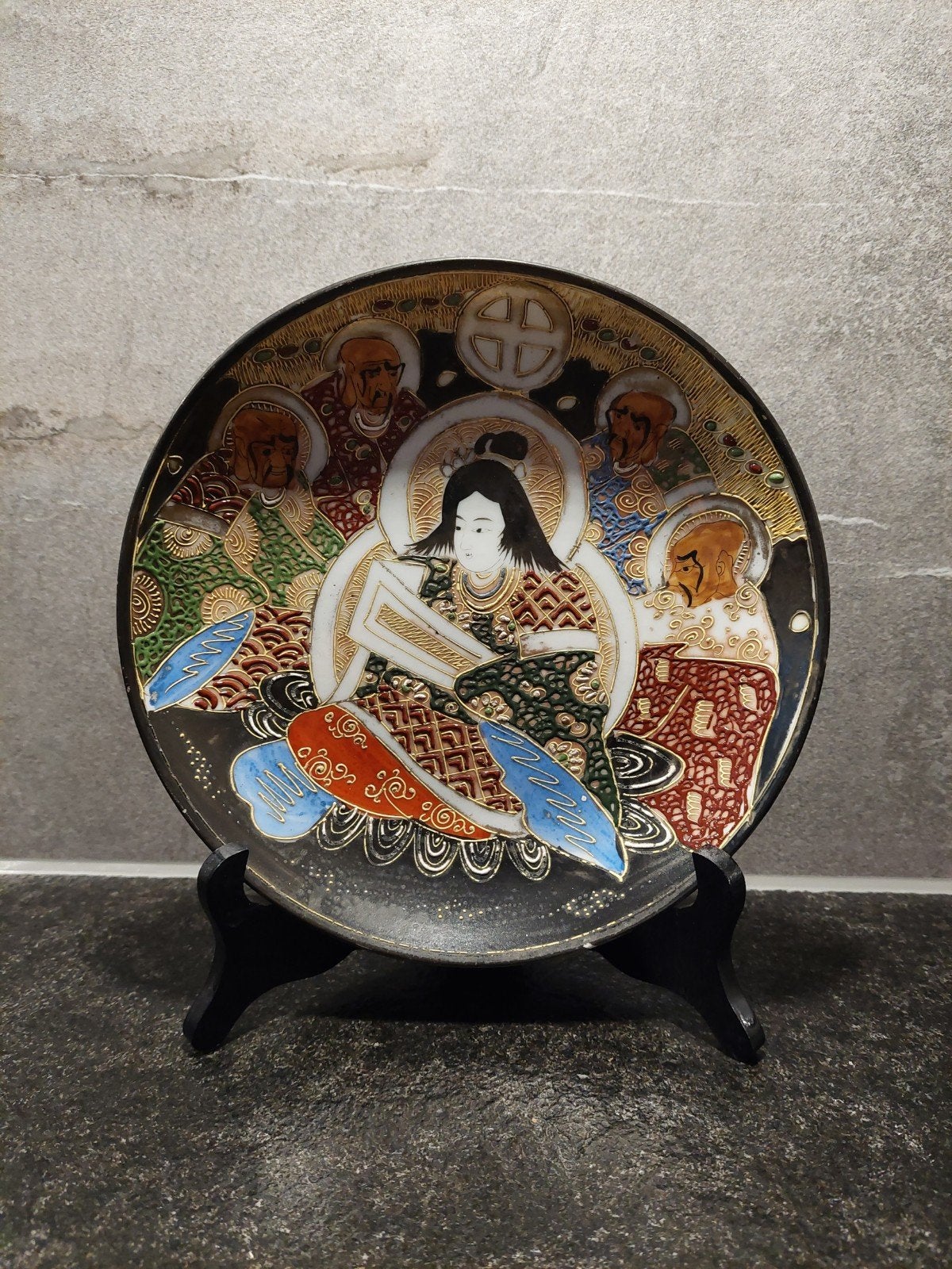 Antiek Japans Satsuma Aardewerk Bord met Figuren, Antiek en Kunst, Antiek | Porselein, Ophalen of Verzenden