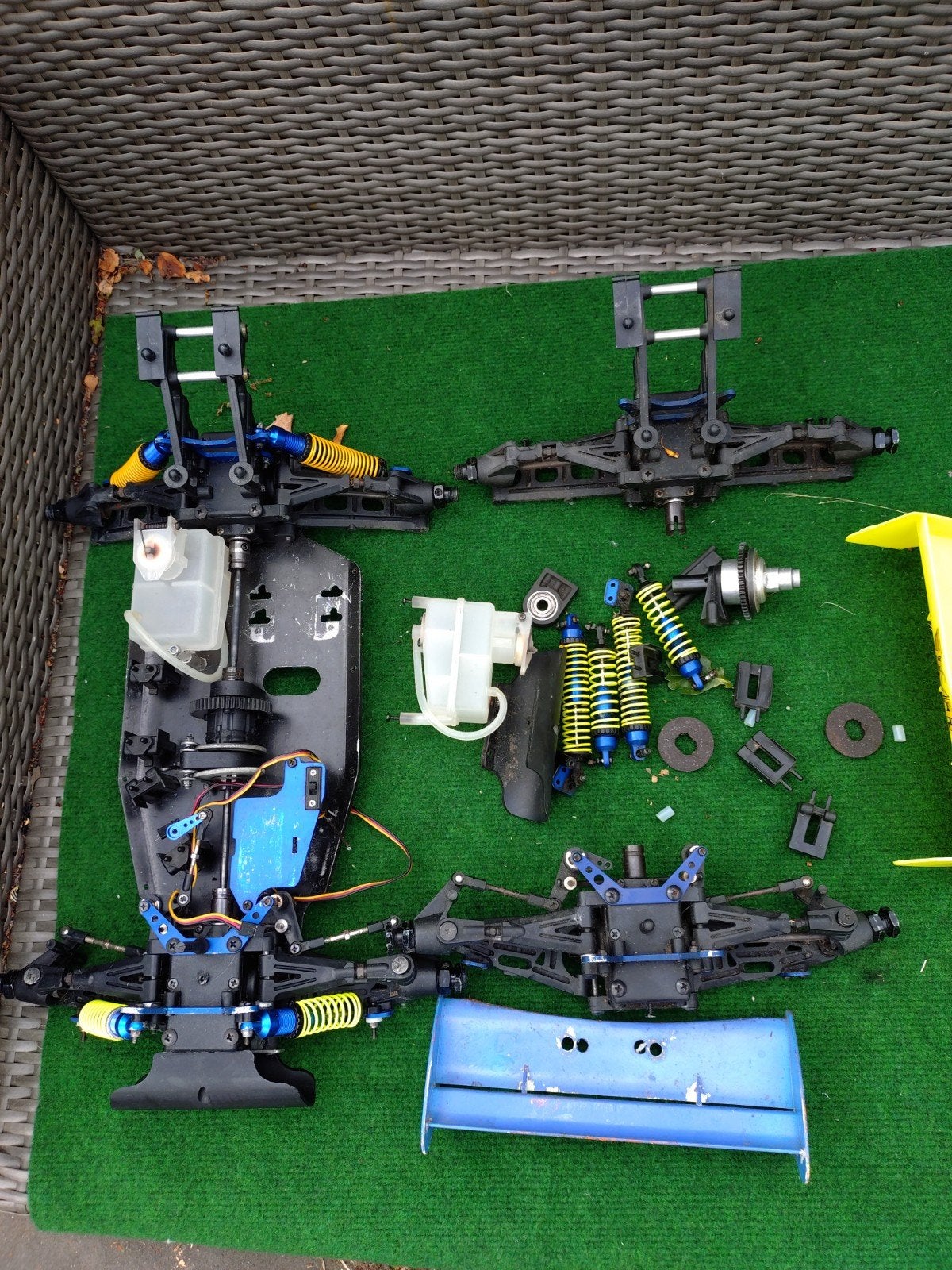 Partij Nitro autos compleet Chassis delen 1:8 Carson, Hobby en Vrije tijd, Ophalen of Verzenden, Gebruikt, Nitro